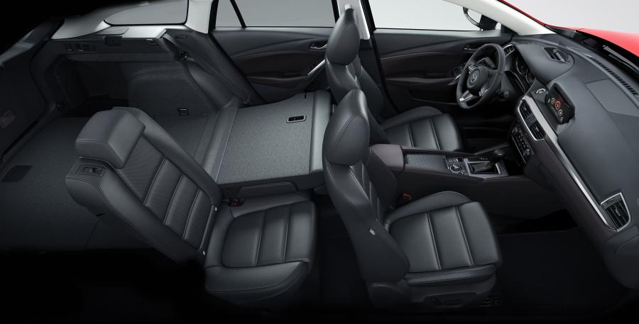 Интерьер Mazda6 Wagon 2015 года  (фото 47 из 77)
